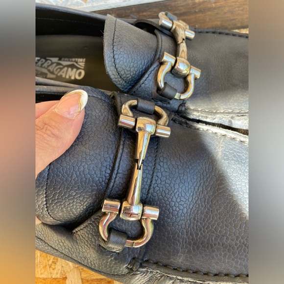 Ferragamo shoes - Picture 6 of 13